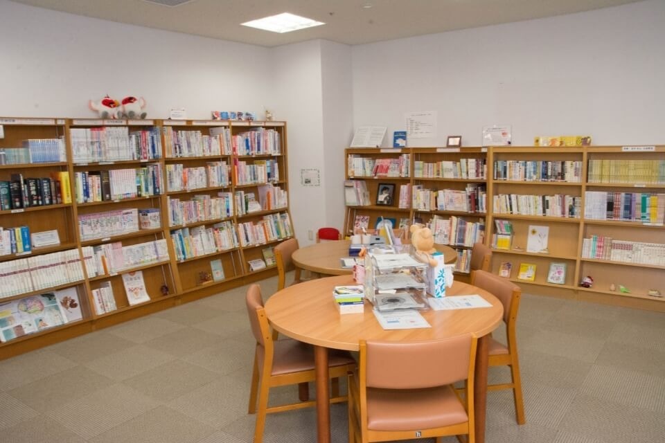 ふれあい図書室